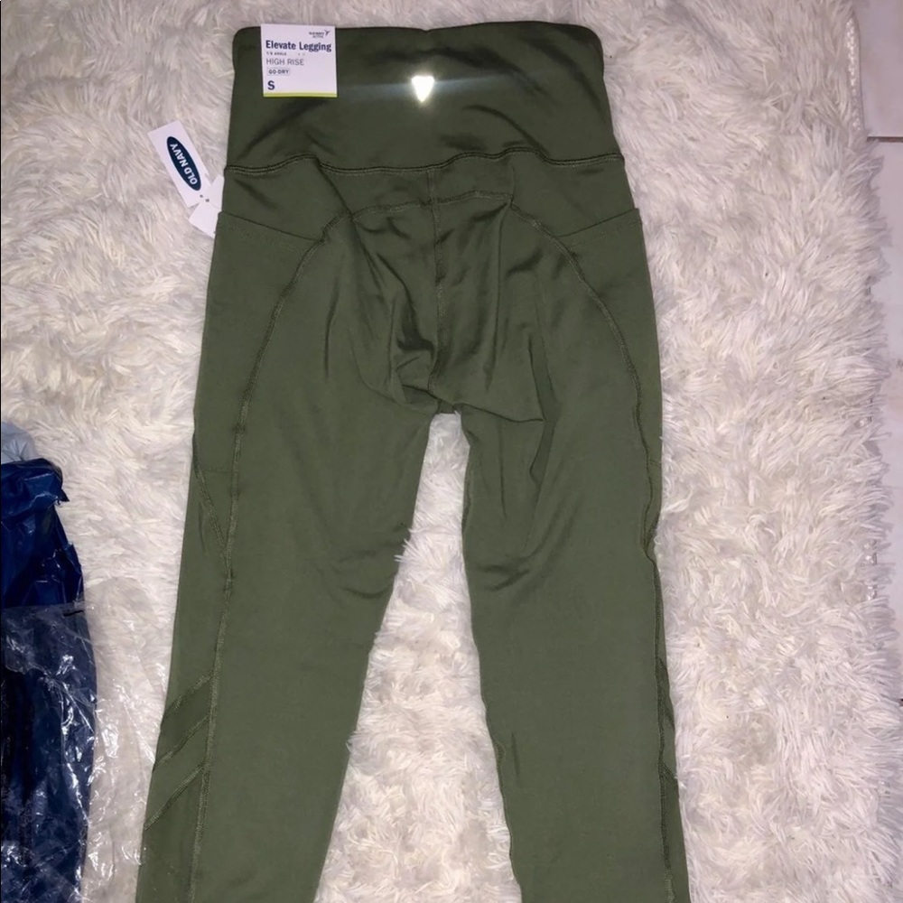 Olive Green Old Navy Compression Leggings SZ S - Picture 3 of 5